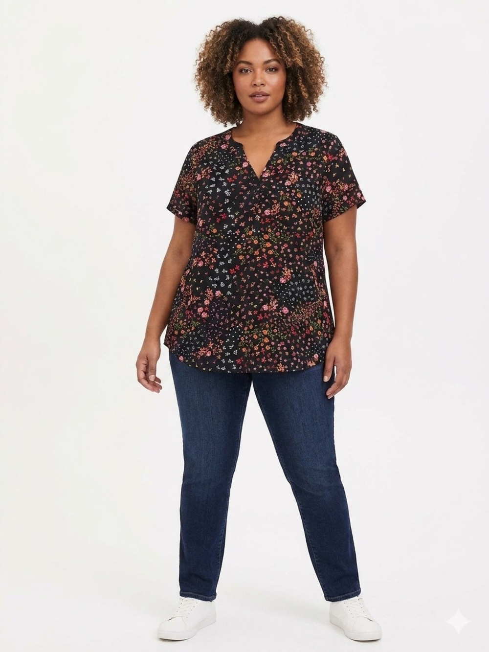 torrid Black Floral Split V-Neck Short Sleeve Harper READ DESCRIPTION